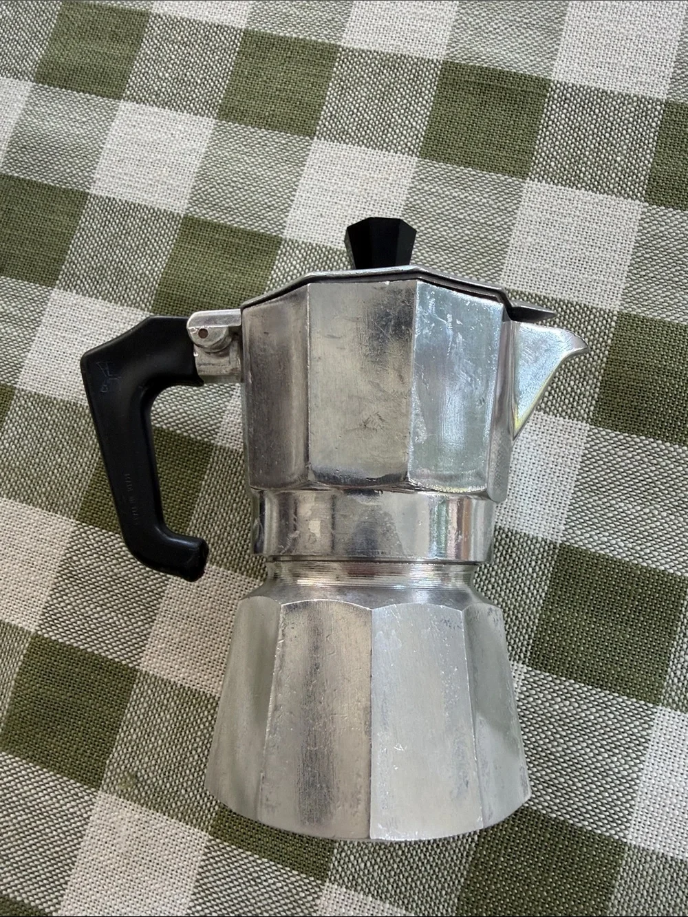 Classic Aluminum Stovetop Moka Pot Coffee Maker — Silver with Black Handle